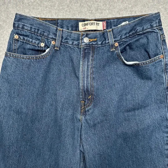 Levis 560 Comfort Fit Jeans Mens 34x36 Blue Relaxed Tapered Medium Wash Denim - Picture 2 of 8